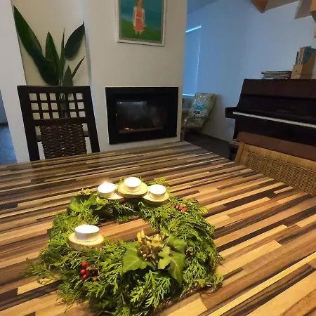 Holiday home Hisa V Mesecini - Moonlight House *