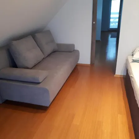 Počitniška hiša Hisa V Mesecini - Moonlight House Cerklje na Gorenjskem