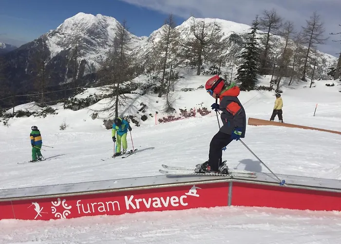 Hisa V Mesecini - Moonlight House