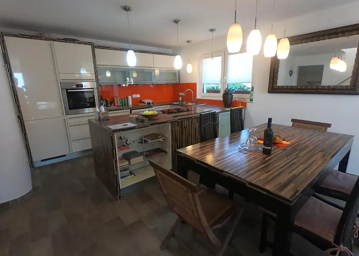 Hisa V Mesecini - Moonlight House Casa vacanze *