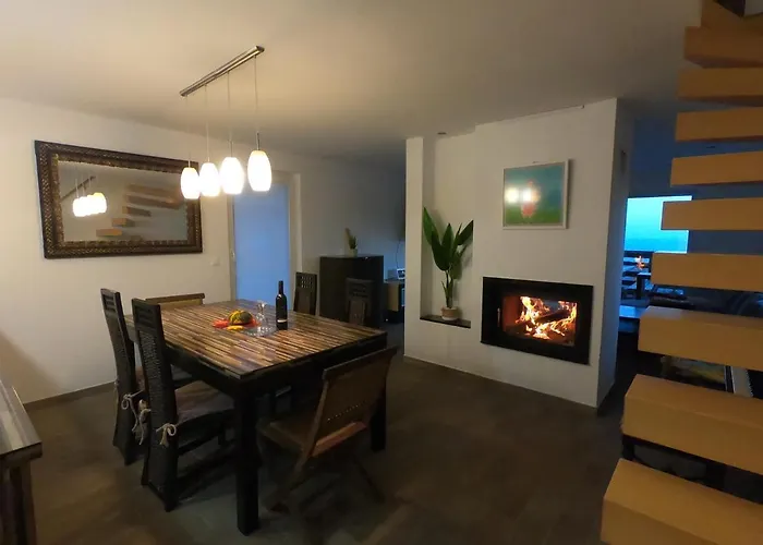 Hisa V Mesecini - Moonlight House * Cerklje na Gorenjskem