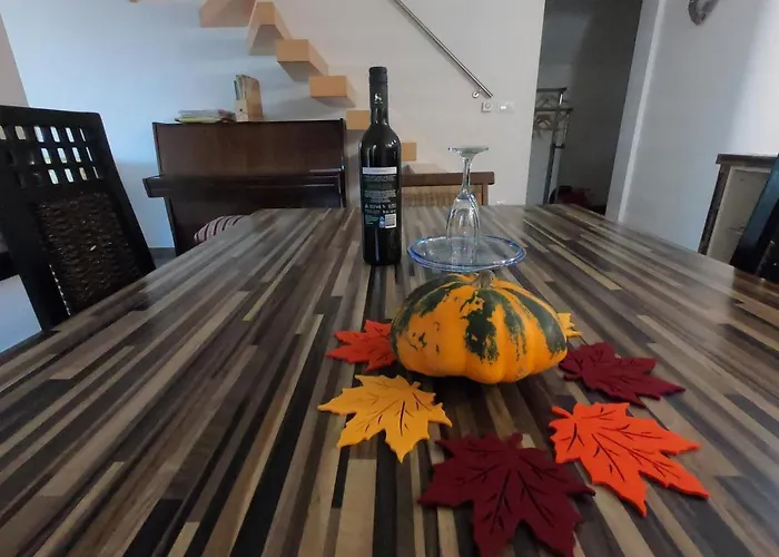 Holiday home Hisa V Mesecini - Moonlight House *